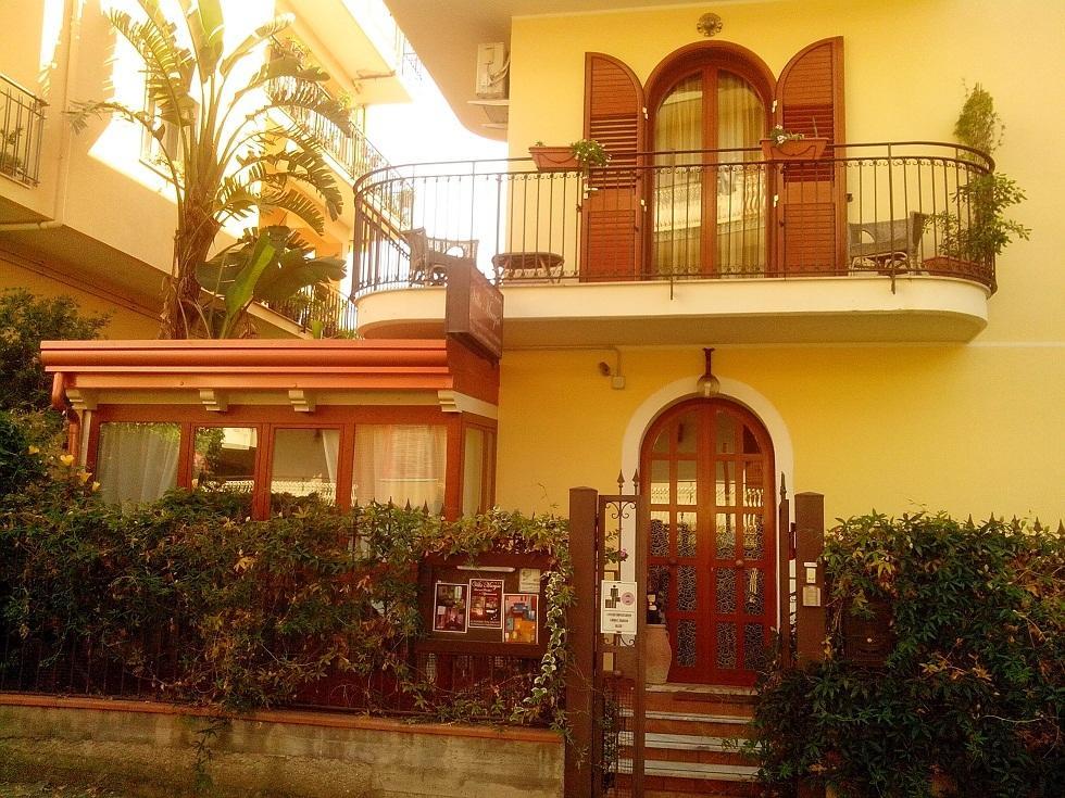 Villa Marysa Studio Apartment Giardini Naxos Exteriér fotografie