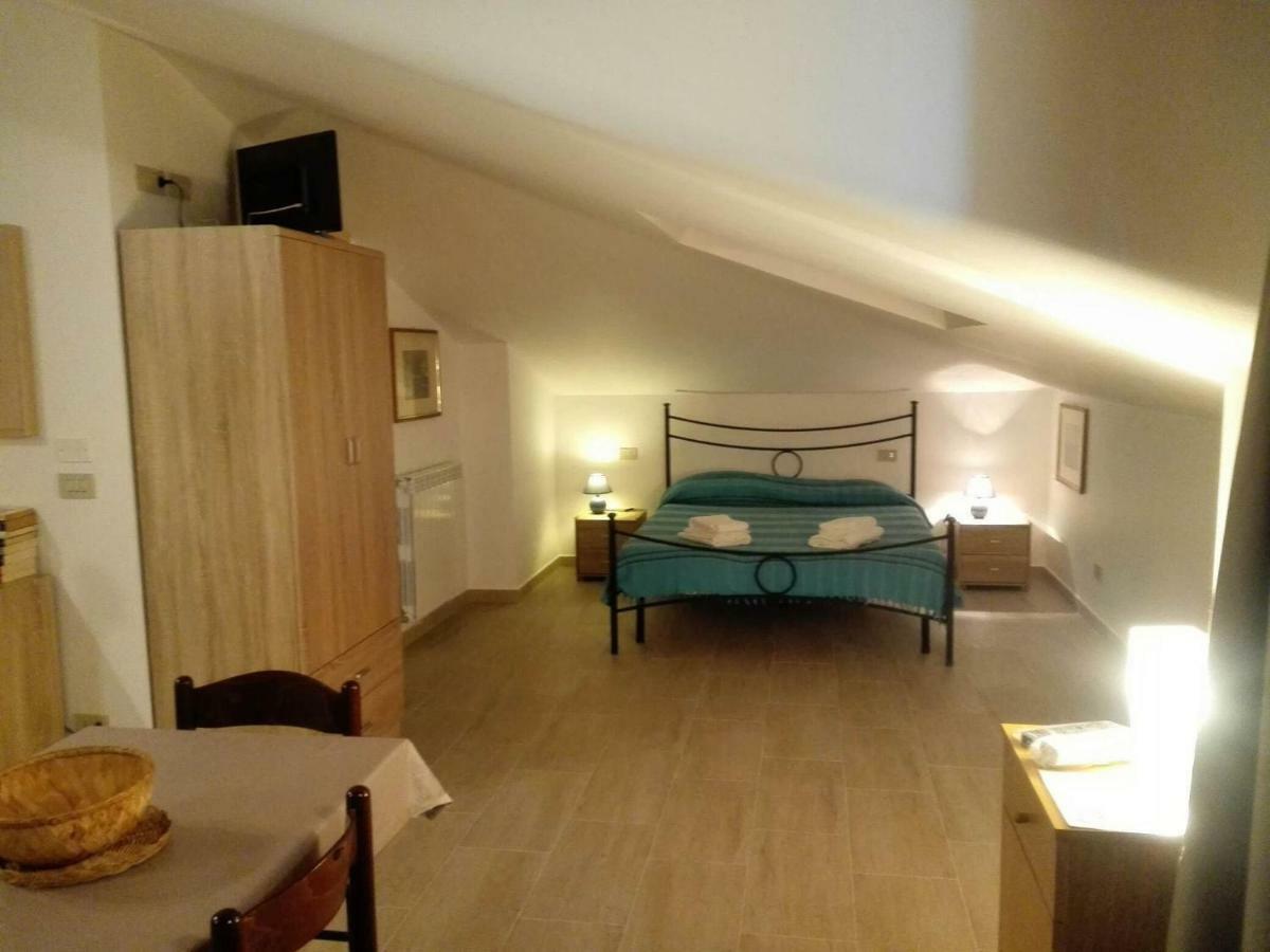 Villa Marysa Studio Apartment Giardini Naxos Exteriér fotografie