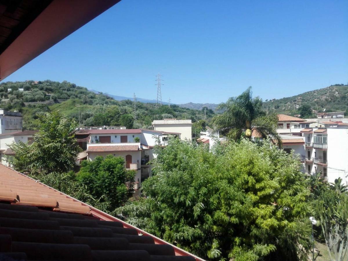 Villa Marysa Studio Apartment Giardini Naxos Exteriér fotografie