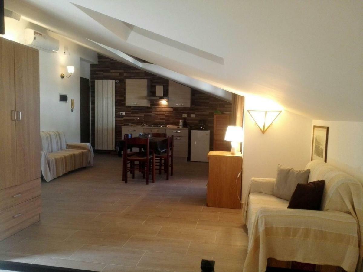 Villa Marysa Studio Apartment Giardini Naxos Exteriér fotografie