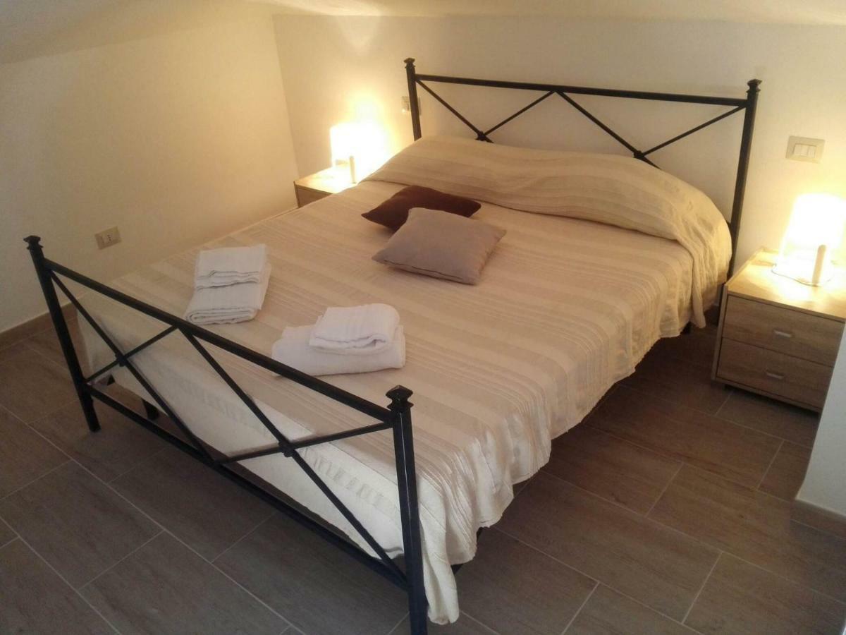Villa Marysa Studio Apartment Giardini Naxos Exteriér fotografie